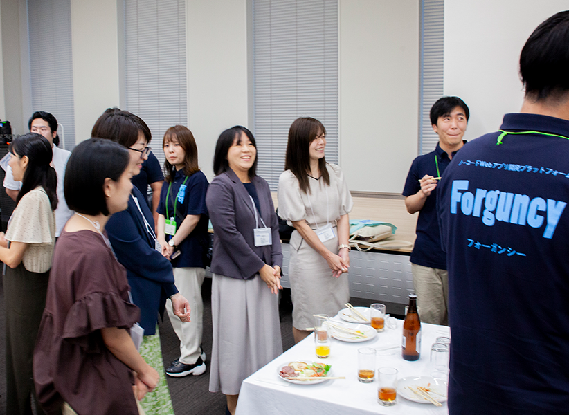 懇親会のようす